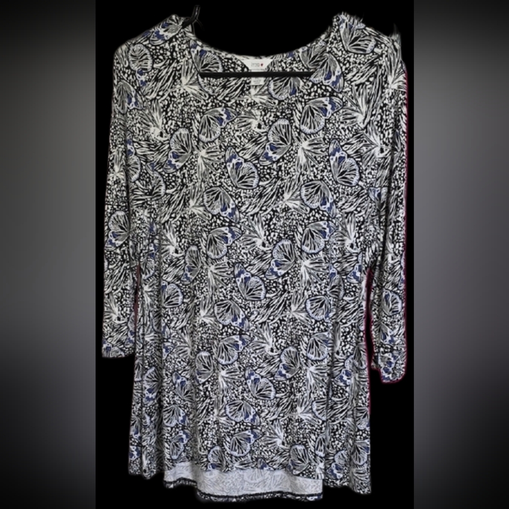 INTRO Butterfly Print Top